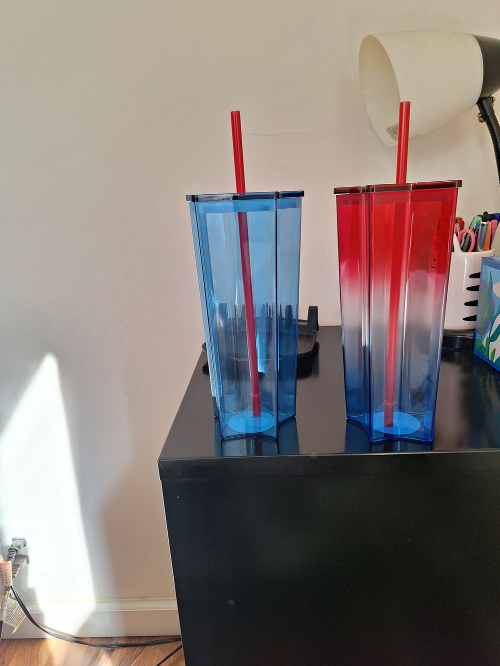 Double Pack Tall Ombre Reusable Tumblers with Straws - Red & Blue